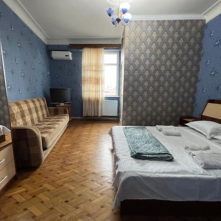 Twins Guest House Batumi Zewnętrze zdjęcie